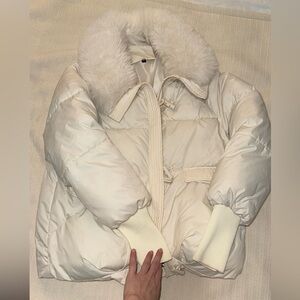Women's Cream Puffer Jacket with Faux Fur Collar